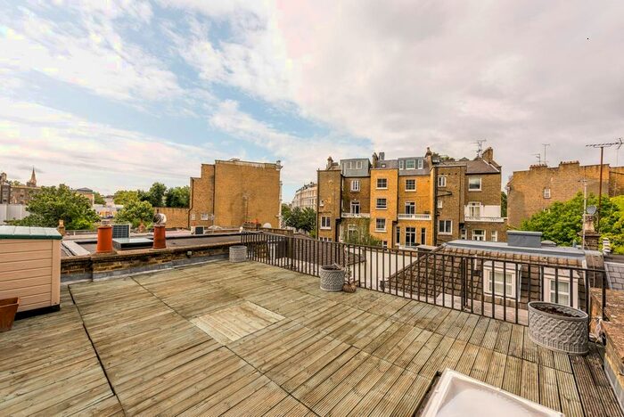 4 Bedroom Terraced House To Rent In Cornwall Gardens Walk, Kensington, London, SW7