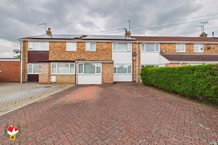3 Bedroom Terraced House For Sale In Howard Close, Tewkesbury, GL20