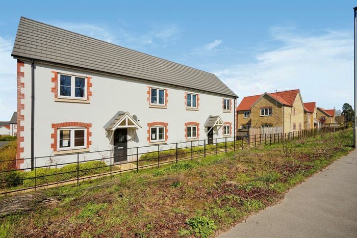 3 Bedroom Semi-Detached House For Sale In Studley Gardens, Studley, Calne, SN11