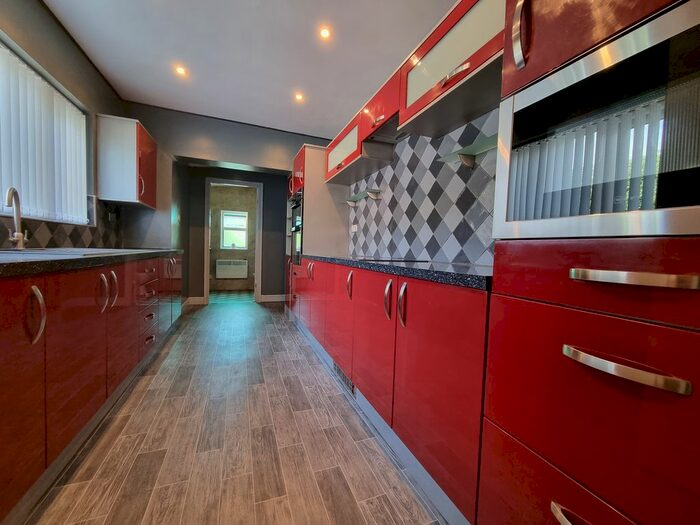 4 Bedroom Semi-Detached House To Rent In Darley Grove, Farnworth, Bolton, BL4