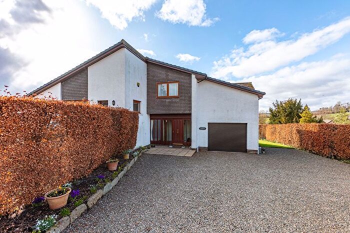 3 Bedroom Detached House For Sale In Holmlea, Bowden, Melrose, TD6