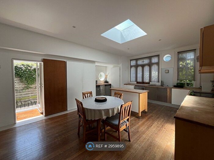 3 Bedroom Terraced House To Rent In Llanover Road, London, SE18