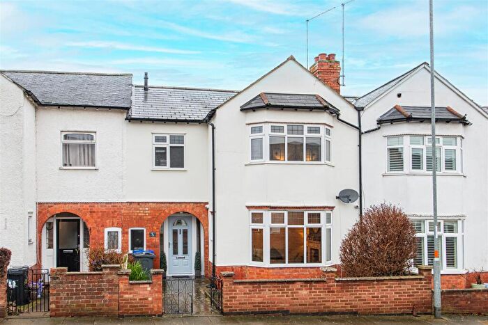 3 Bedroom Terraced House For Sale In The Vale, Northampton, NN1