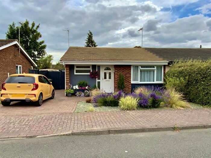 2 Bedroom Semi-Detached Bungalow For Sale In Claremont Avenue, Stony Stratford, Milton Keynes, MK11