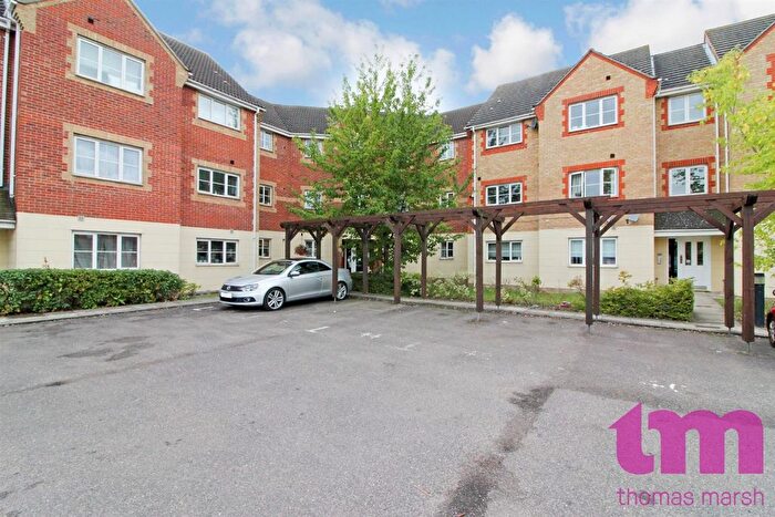 2 Bedroom Flat To Rent In Lennox Close, Chafford Hundred, Grays, RM16