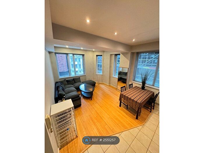 2 Bedroom Flat To Rent In Joiner Street, Manchester, M4