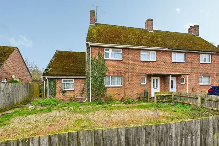 3 Bedroom Semi Detached House For Sale In Buckenham Drive, Stoke Ferry, King's Lynn, PE33