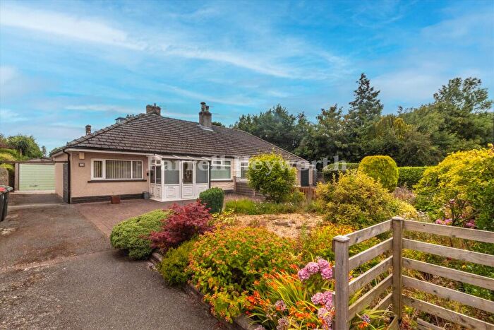 2 Bedroom Bungalow For Sale In Slyne Road, Lancaster, LA1