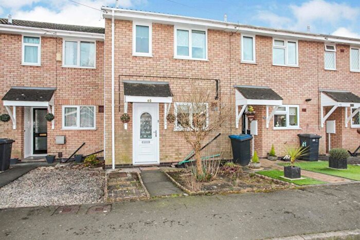 2 Bedroom House To Rent In Bosworth Close, Hinckley, LE10