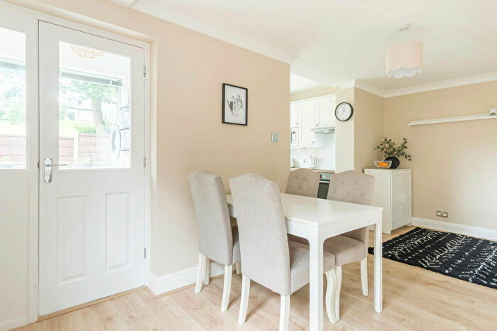 3 Bedroom Semi-Detached House For Sale In Wall Hill Road, Dobcross, Saddleworth, OL3