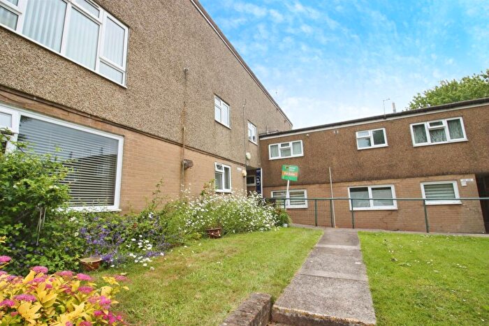 2 Bedroom Flat For Sale In Waun Fach, Cardiff, CF23