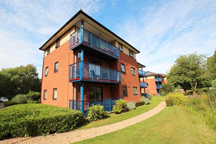 2 Bedroom Flat To Rent In Thorpe Meadows, Peterborough, PE3