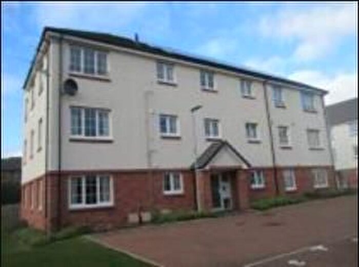 2 Bedroom Flat To Rent In Chalmers Street, Dunfermline, Fife, KY12