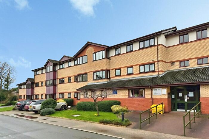 2 Bedroom Apartment For Sale In Sandby Court, Beeston, NG9