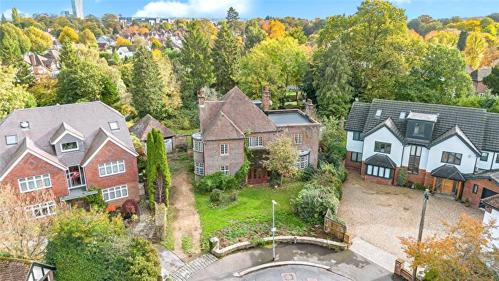 6 Bedroom Detached House For Sale In Garden Close, Watford, Hertfordshire, WD17