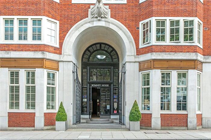 2 Bedroom Flat For Sale In Marsham Street, London, SW1P