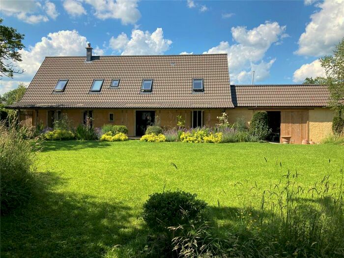 3 Bedroom Detached House For Sale In Cefn Gorwydd, Llangammarch Wells, Powys, LD4