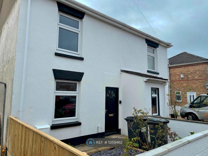 3 Bedroom Terraced House To Rent In Boscombe Grove Road, Bournemouth, BH1