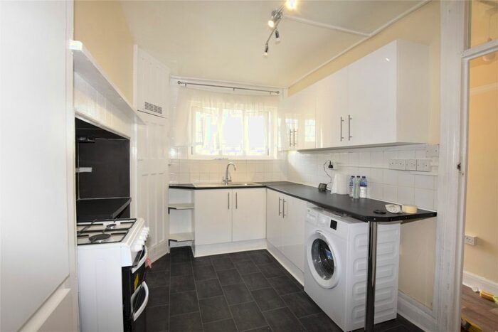 2 Bedroom Flat To Rent In Kingsbury Road, Kingsbury, London, NW9