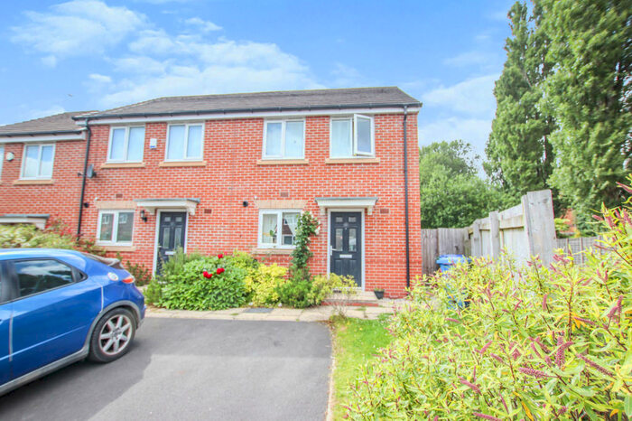 2 Bedroom End Of Terrace House To Rent In Martindale Crescent, Manchester, M24