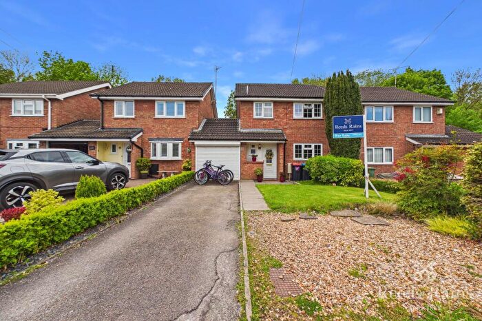 3 Bedroom Link Detached House For Sale In Riverside Park, Northwich, Cheshire, CW8