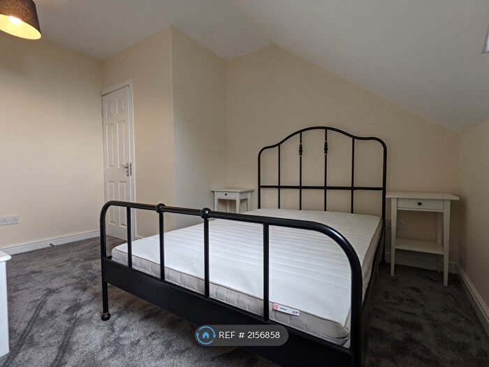 1 Bedroom Flat To Rent In Drayton Road, Kings Heath, Birmingham, B14