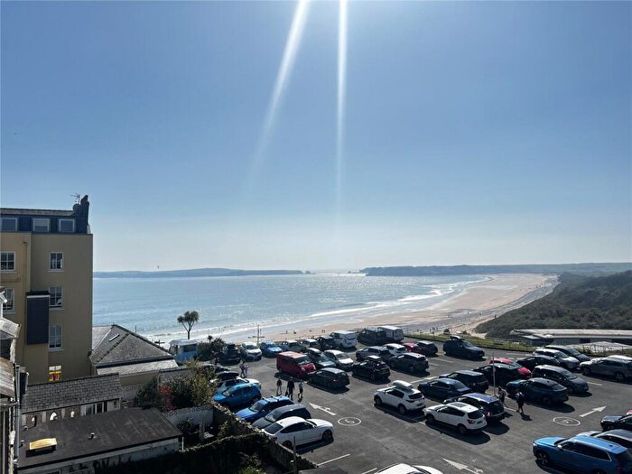 2 Bedroom Flat For Sale In Victoria Street, Tenby, Pembrokeshire, SA70