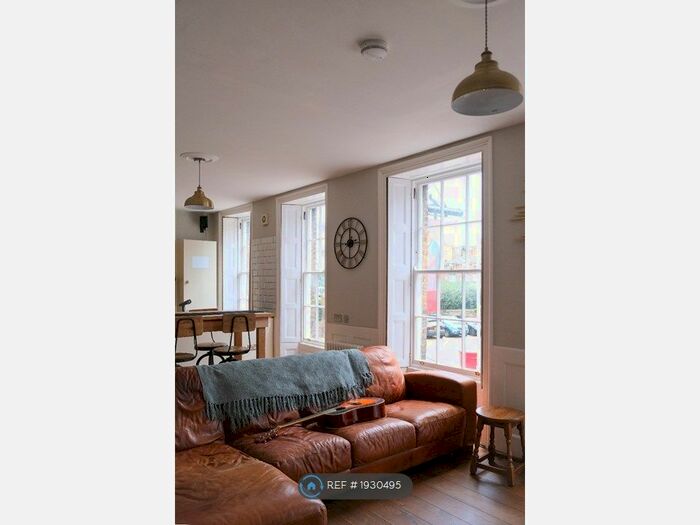 1 Bedroom Flat To Rent In Long Lane, London, SE1