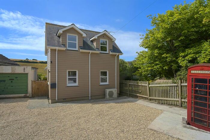 3 Bedroom Detached House For Sale In Galmpton, Kingsbridge, TQ7