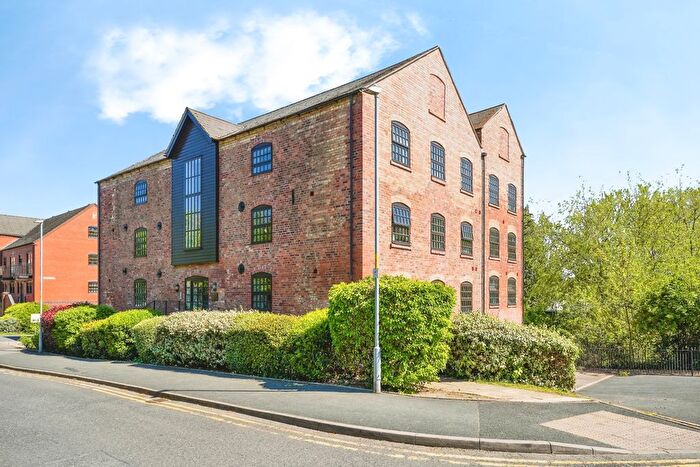 2 Bedroom Flat For Sale In Mill Bank, Evesham, Worcestershire, WR11