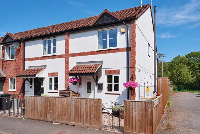 2 Bedroom End Of Terrace House For Sale In Heliston Terrace, Pontrilas, Hereford, HR2