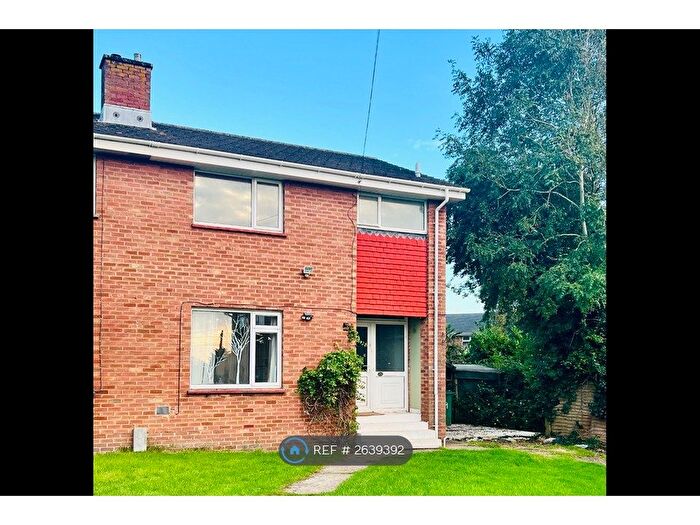 3 Bedroom Semi-Detached House To Rent In Newport, Newport, PO30