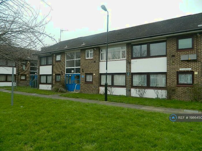 1 Bedroom Flat To Rent In Edmonton, London, N9