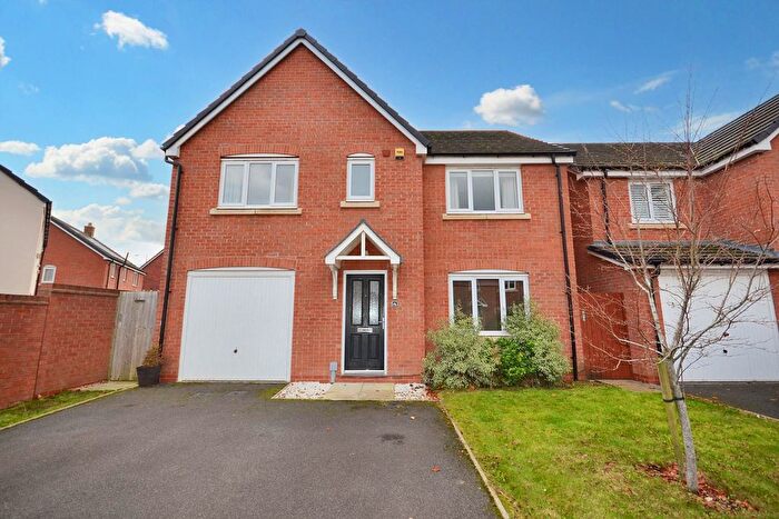 5 Bedroom Detached House For Sale In Westcott Way, Pershore, Worcestershire, WR10