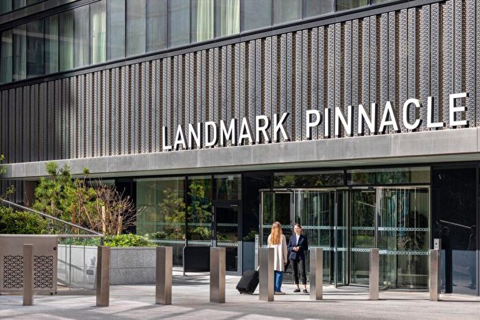 3 Bedroom Flat For Sale In Marsh Wall, Landmark Pinnacle, E14