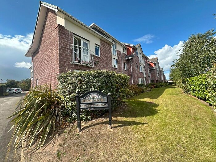 1 Bedroom Retirement Property For Sale In Jessop Court, Chester Road, Little Sutton, CH66