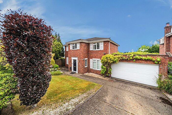 4 Bedroom Detached House For Sale In St Johns, Woking, GU21