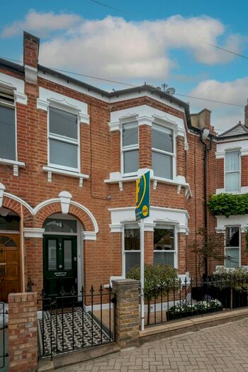 5 Bedroom Terraced House To Rent In Bective Road, Putney, London, SW15
