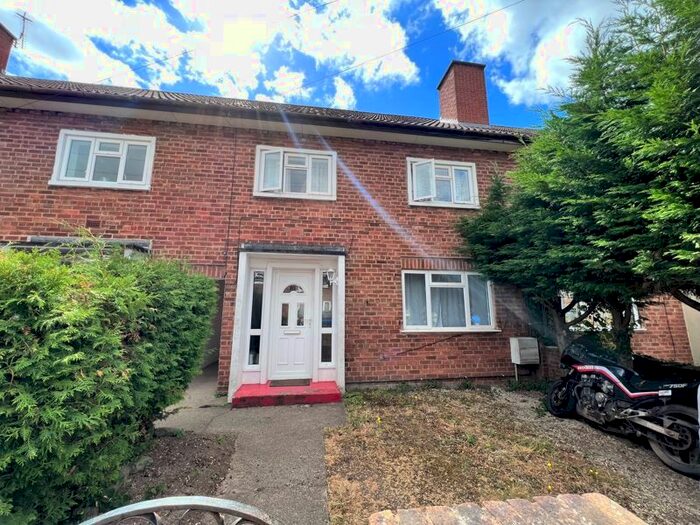 3 Bedroom Terraced House To Rent In Springfield Avenue, Hereford, HR2