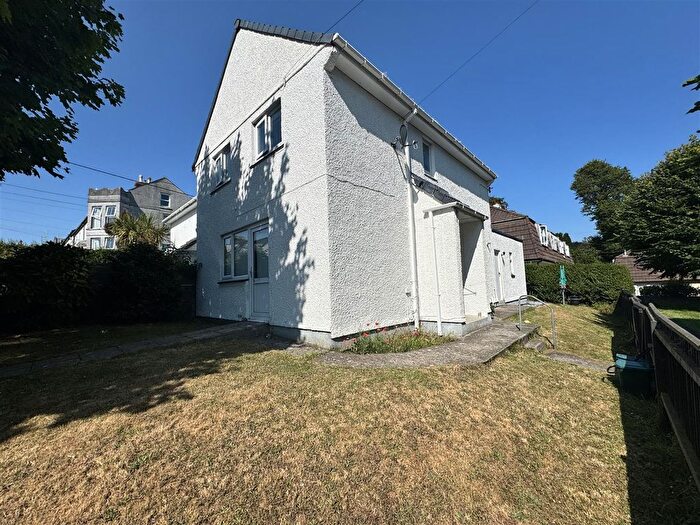 3 Bedroom Property For Sale In Highfield Avenue, St. Austell, PL25