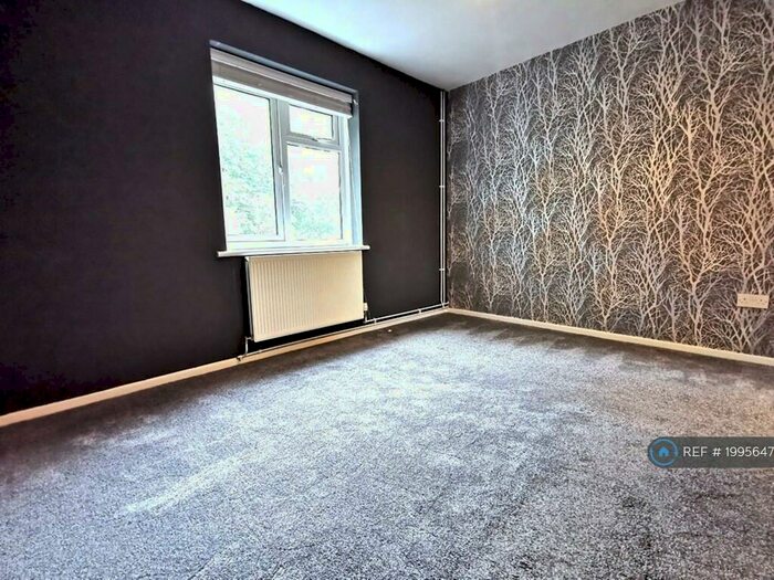 1 Bedroom Flat To Rent In Whitehall Road, Ramsgate, CT12