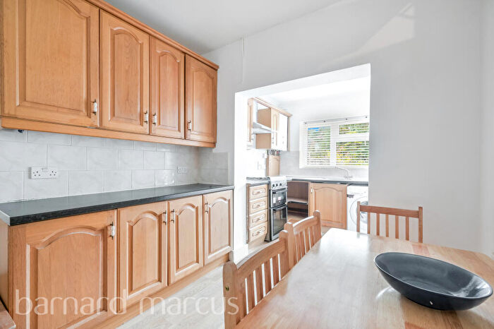 2 Bedroom Apartment To Rent In Manor Road, London, N17