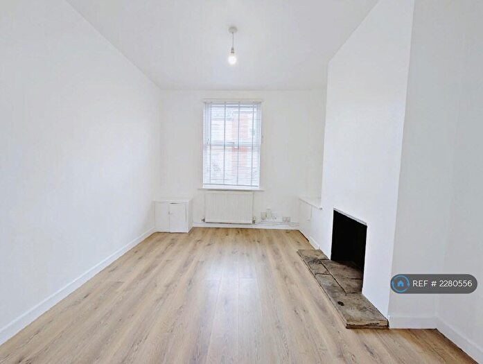 2 Bedroom Terraced House To Rent In Uppingham Street, Northampton, NN1