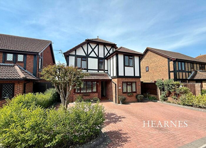4 Bedroom Detached House For Sale In Bosworth Mews, Throop, Bournemouth, BH9