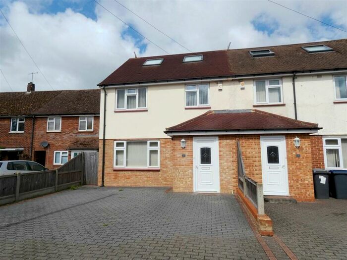 5 Bedroom Semi-Detached House To Rent In Oxford Road, Canterbury, CT1