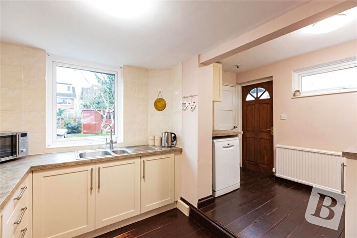3 Bedroom End Of Terrace House For Sale In Cloverly Road, Ongar, Essex, CM5