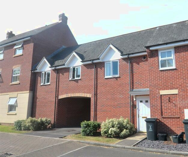 2 Bedroom Apartment To Rent In Stackpole Crescent, Swindon, SN25