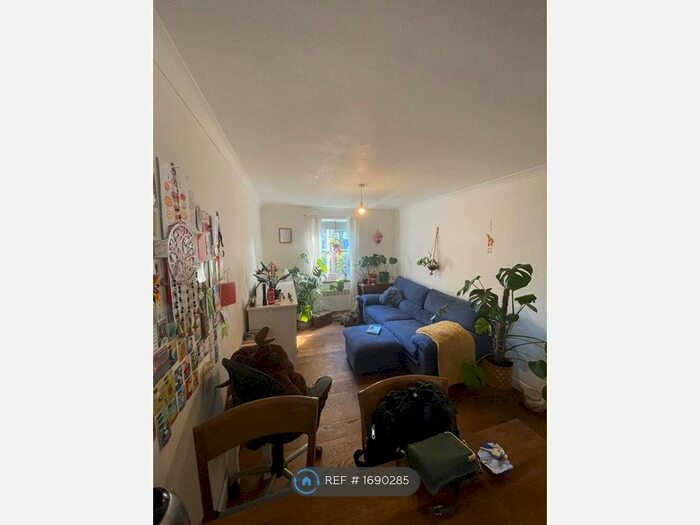 1 Bedroom Flat To Rent In Centre Reach, Southend-On-Sea, SS2