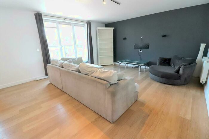 2 Bedroom House To Rent In King Street, Norwich, NR1