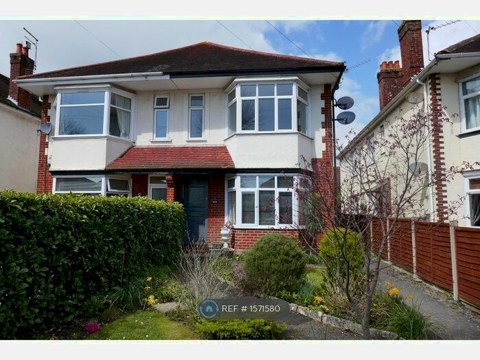 2 Bedroom Flat To Rent In Christchurch Road, Bournemouth, BH7